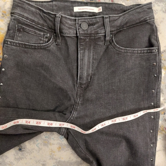 Levi's 721 High Rise Skinny Black Washed Studded Grunge Jeans Womens Size 28 - Picture 12 of 14
